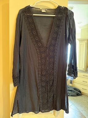 La Blanca Black Crochet-Trim V-Neck Swim Coverup